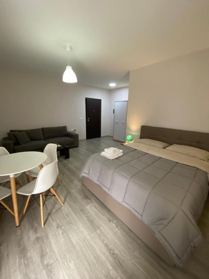 Apartamente Oslo Vlorë Buitenkant foto