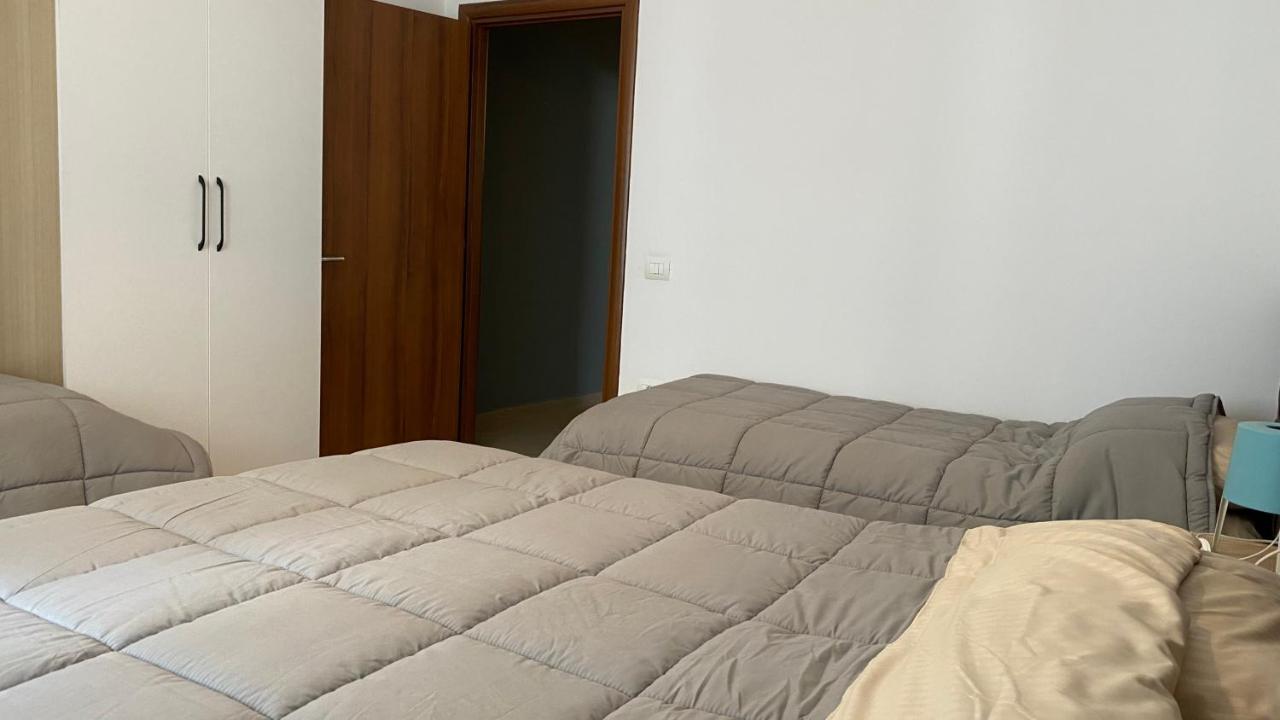 Apartamente Oslo Vlorë Buitenkant foto