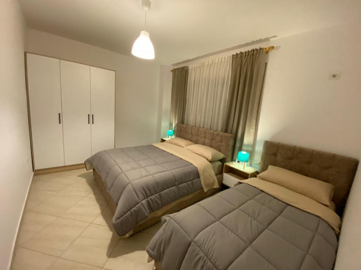 Apartamente Oslo Vlorë Buitenkant foto