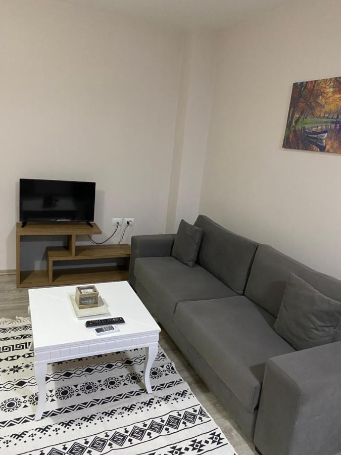 Apartamente Oslo Vlorë Buitenkant foto