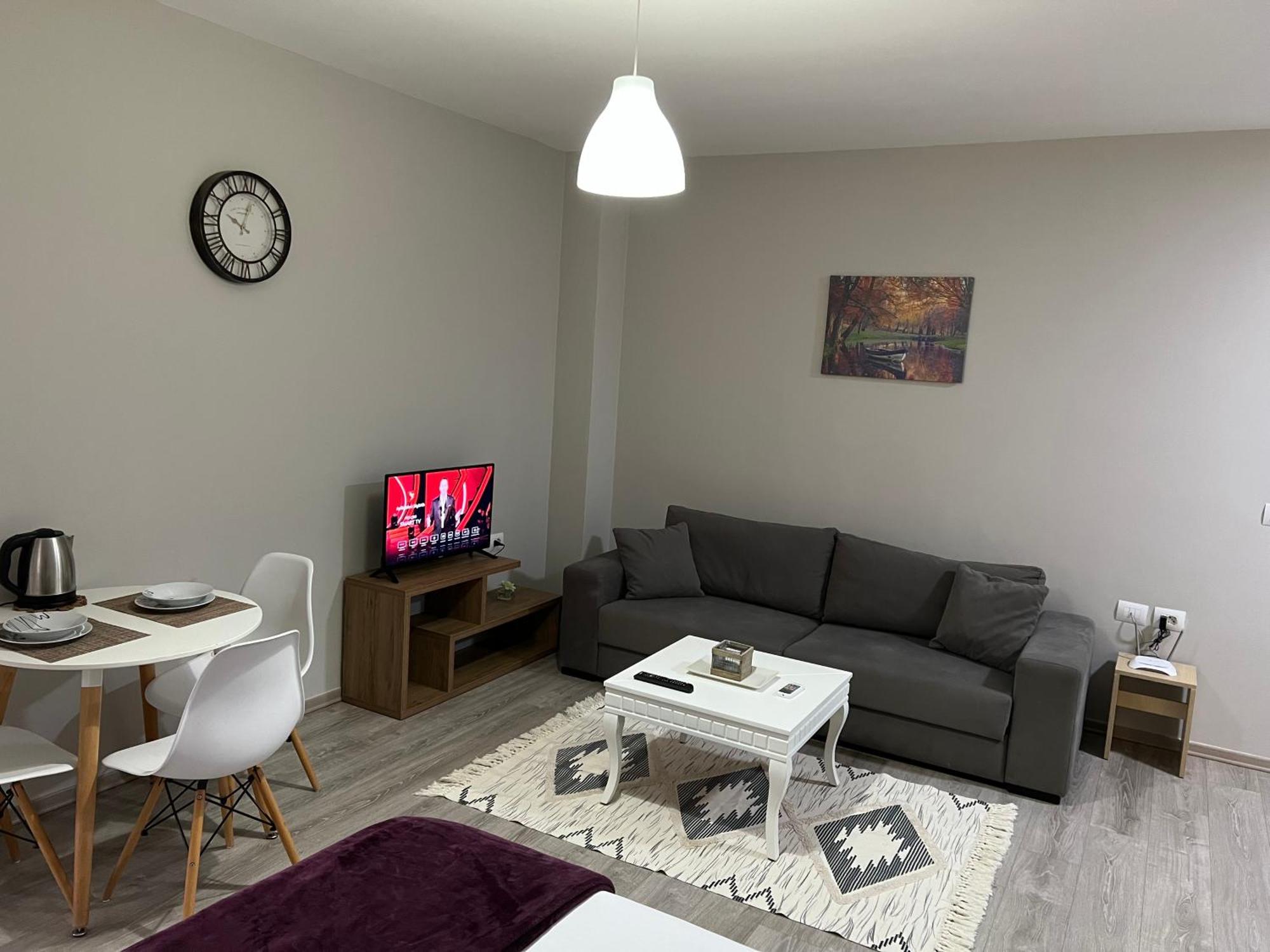 Apartamente Oslo Vlorë Buitenkant foto